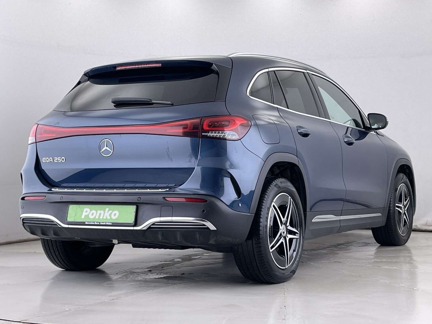 Used Mercedes-Benz EQA 2021 for sale - 76143256: Photo 5