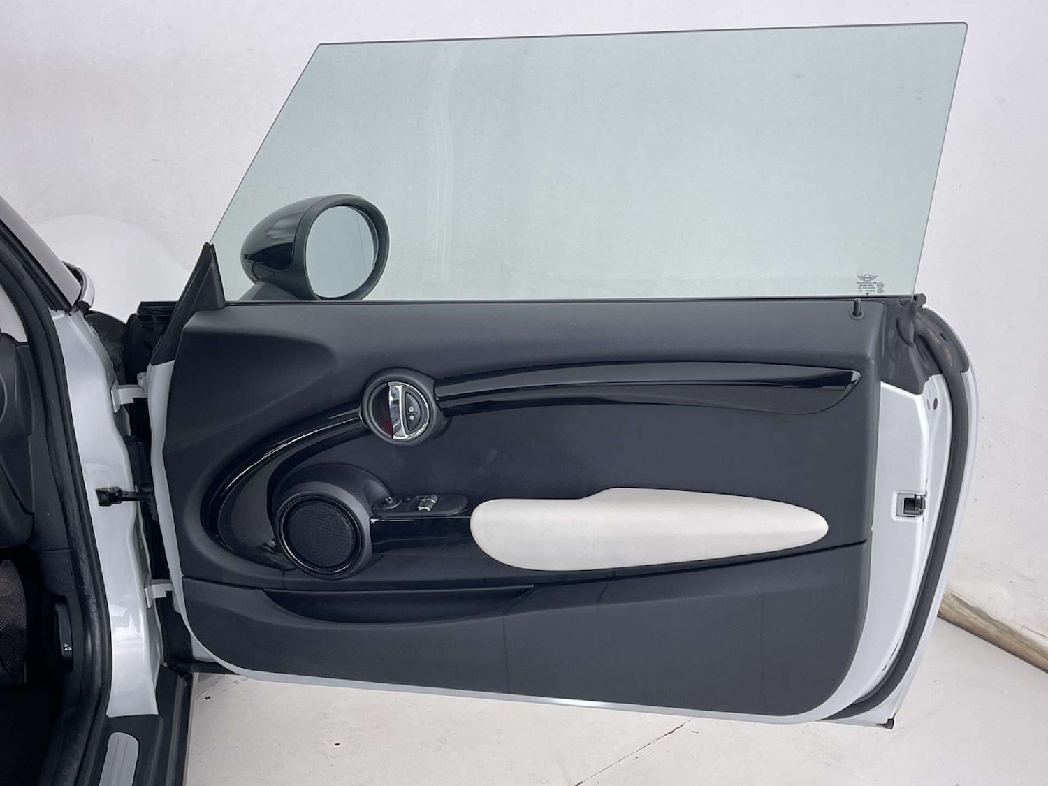 Used MINI Hatch 2015 for sale - 76735804: Photo 28