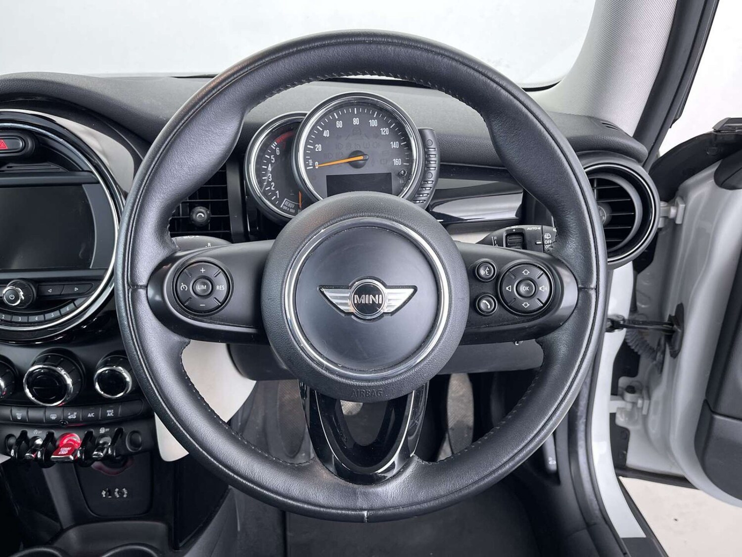 Used MINI Hatch 2015 for sale - 76735804: Photo 34