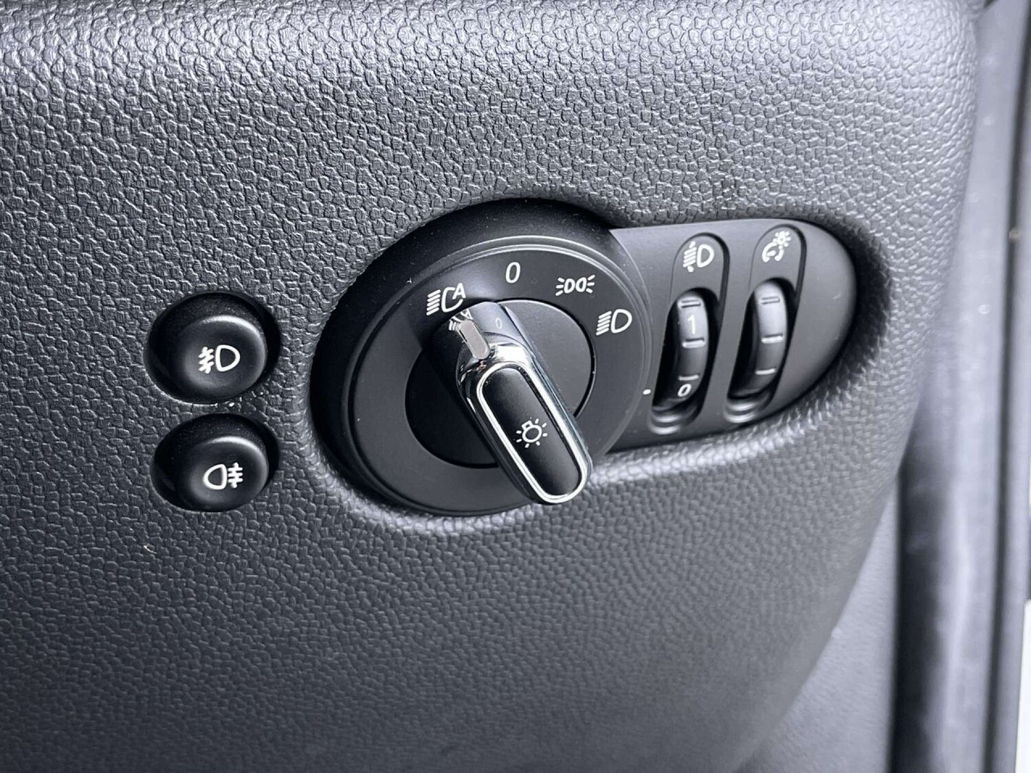 Used MINI Hatch 2015 for sale - 76735804: Photo 47