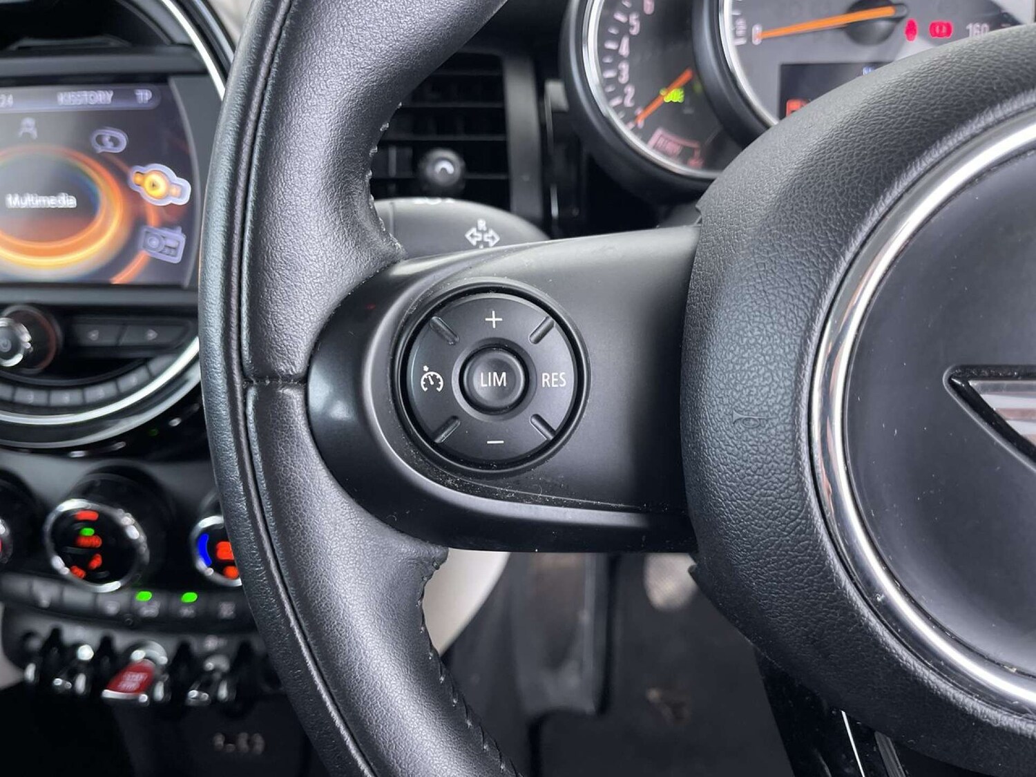 Used MINI Hatch 2015 for sale - 76735804: Photo 49