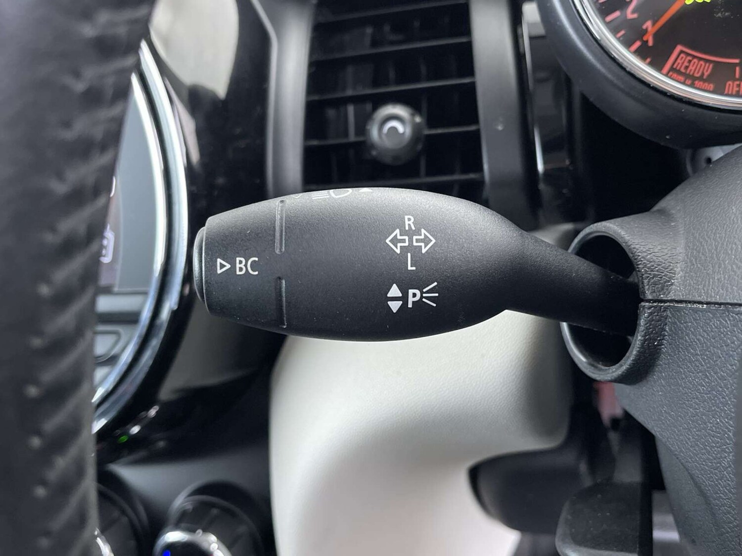 Used MINI Hatch 2015 for sale - 76735804: Photo 51