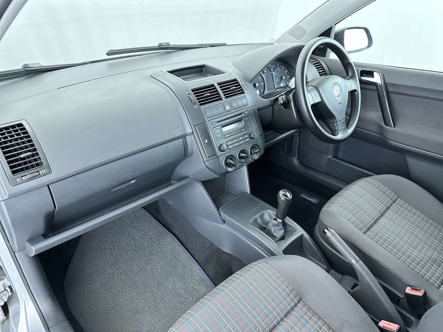 Used Volkswagen Polo 2007 for sale - 77931918: Photo 25