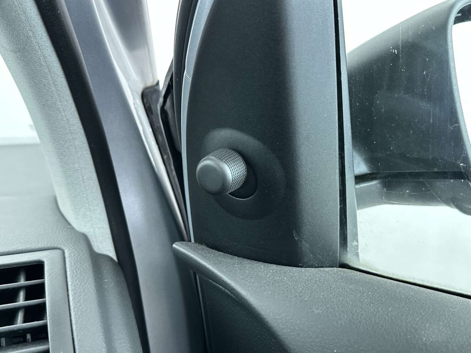 Used Volkswagen Polo 2007 for sale - 77931918: Photo 42