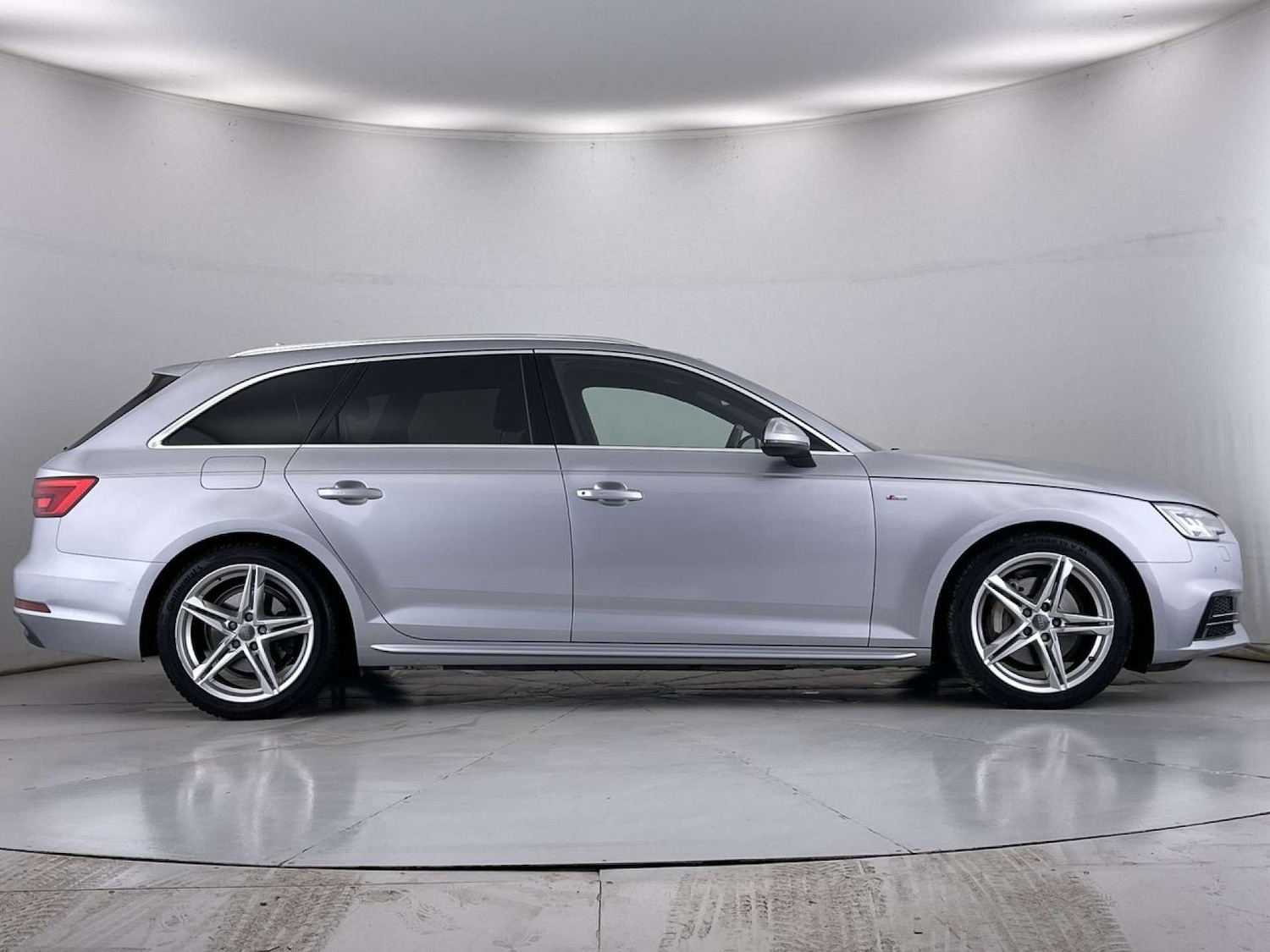 Used Audi A4 2017 for sale - 76493589: Photo 15