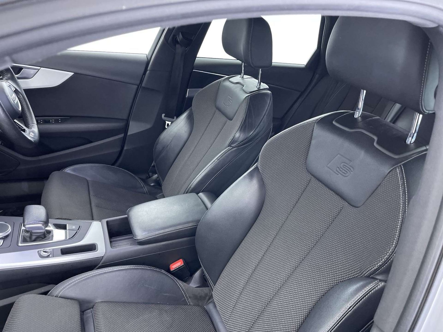 Used Audi A4 2017 for sale - 76493589: Photo 31