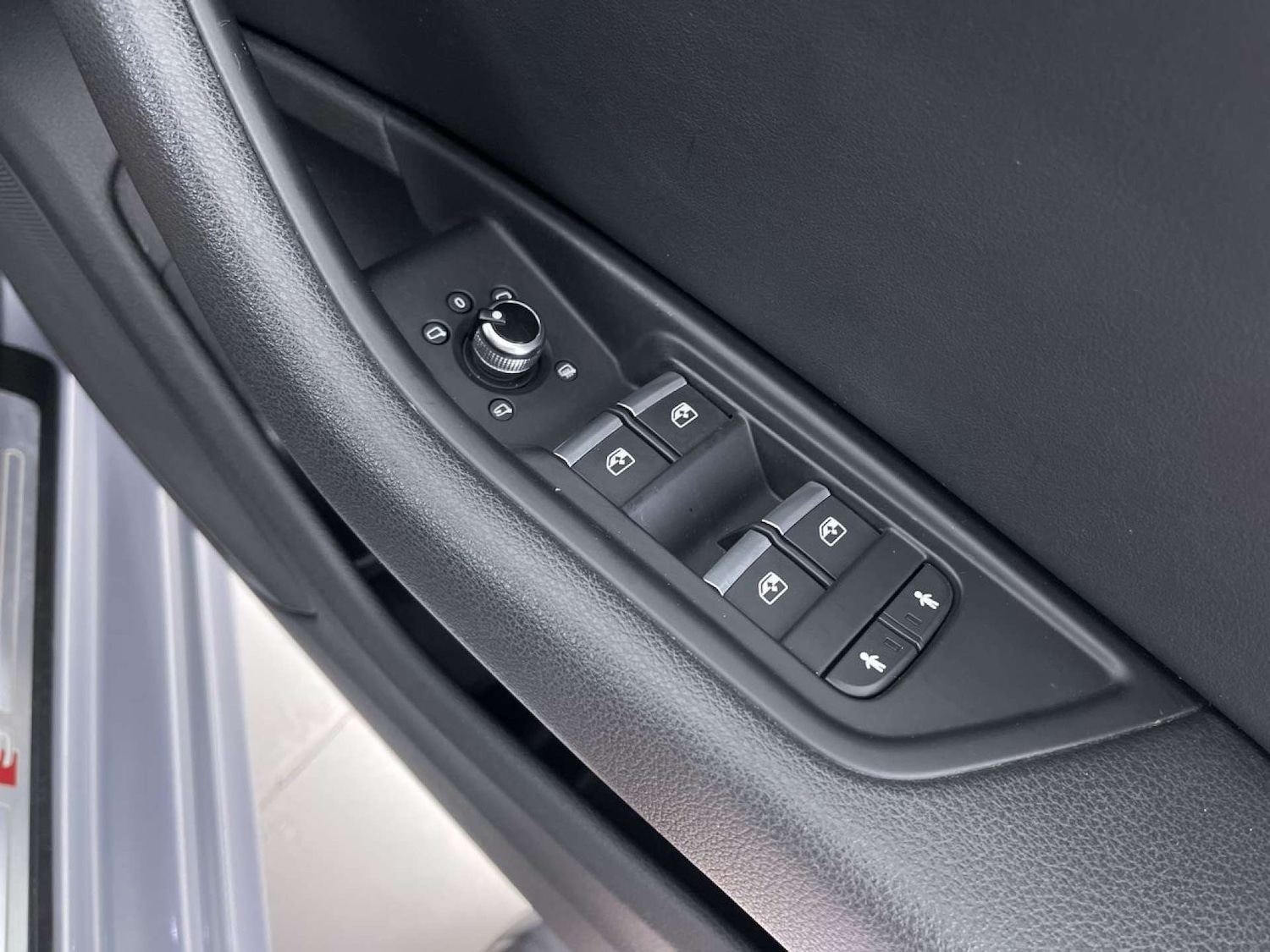 Used Audi A4 2017 for sale - 76493589: Photo 50