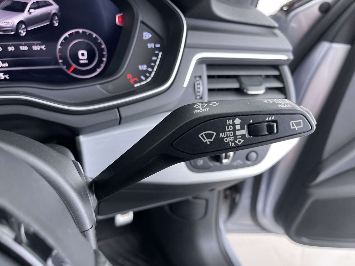 Used Audi A4 2017 for sale - 76493589: Photo 54