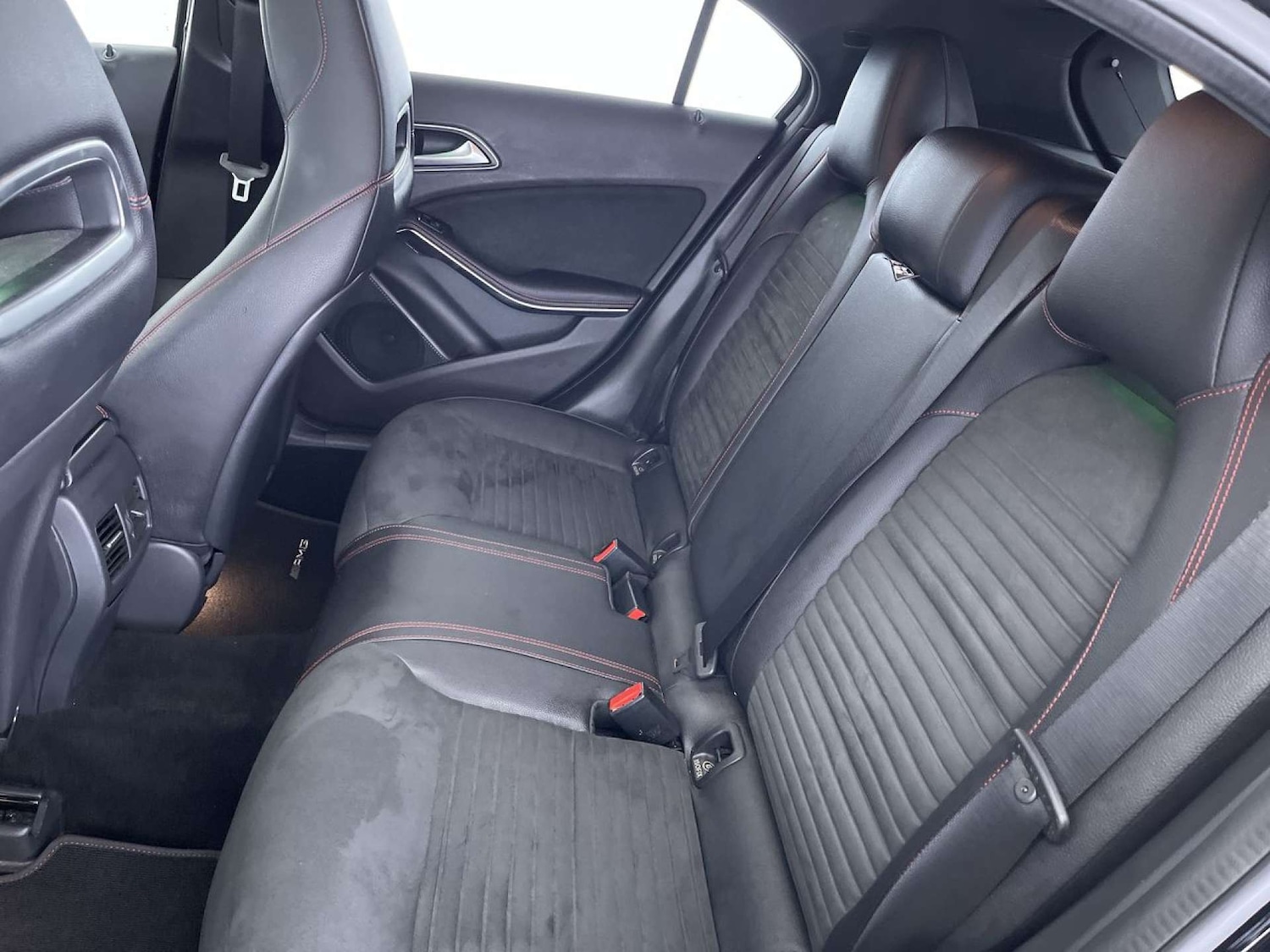 Used Mercedes-Benz A-Class 2017 for sale - 76698036: Photo 9