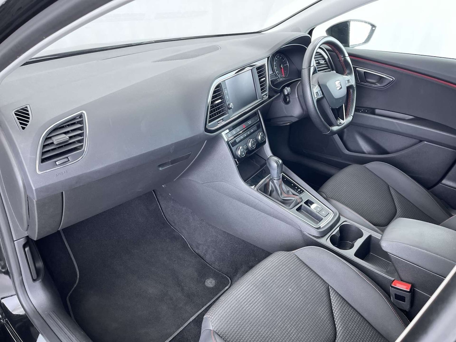 Used SEAT Leon 2018 for sale - 77272747: Photo 32