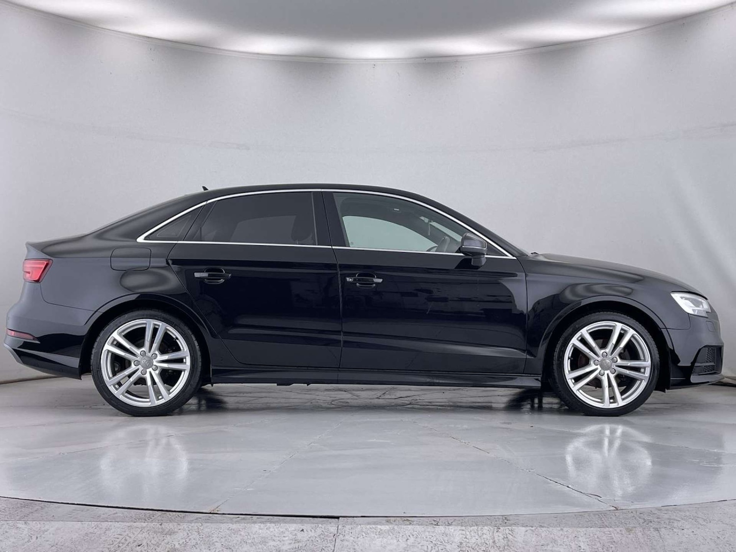 Used Audi A3 2018 for sale - 77792539: Photo 15