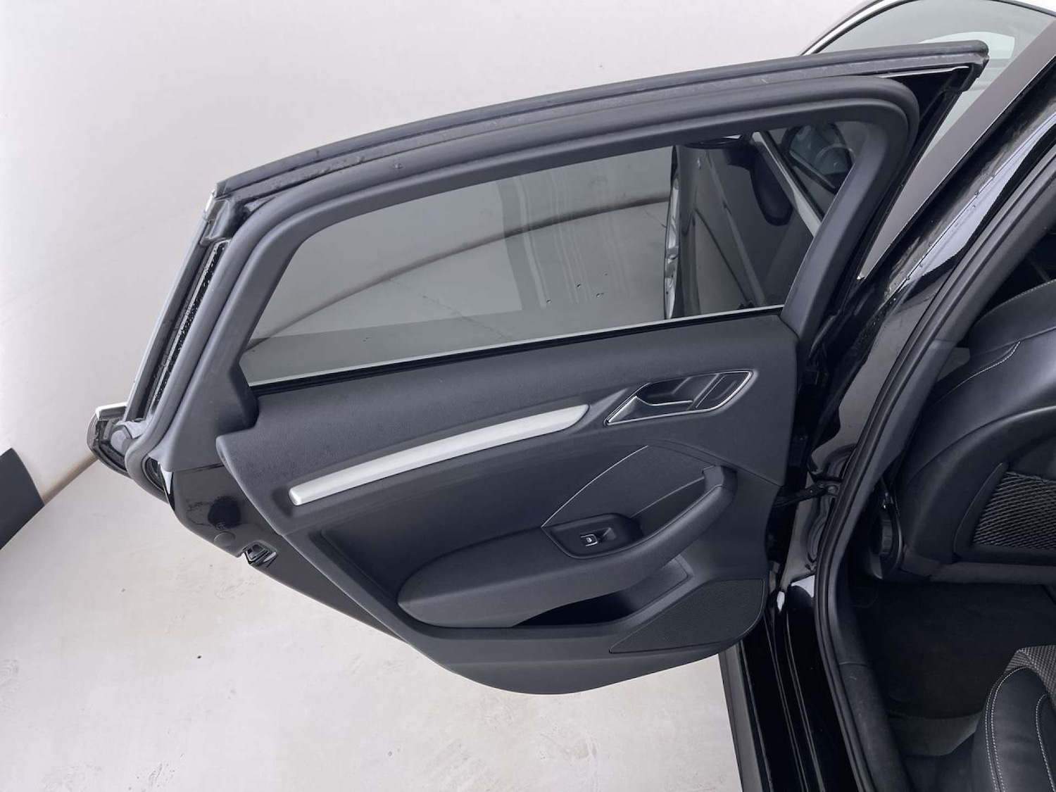 Used Audi A3 2018 for sale - 77792539: Photo 28