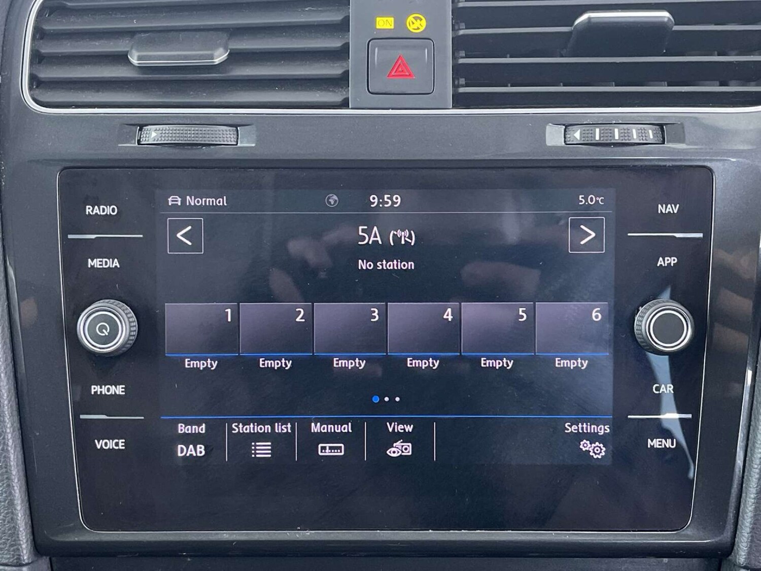 Used Volkswagen Golf 2018 for sale - 76602142: Photo 41