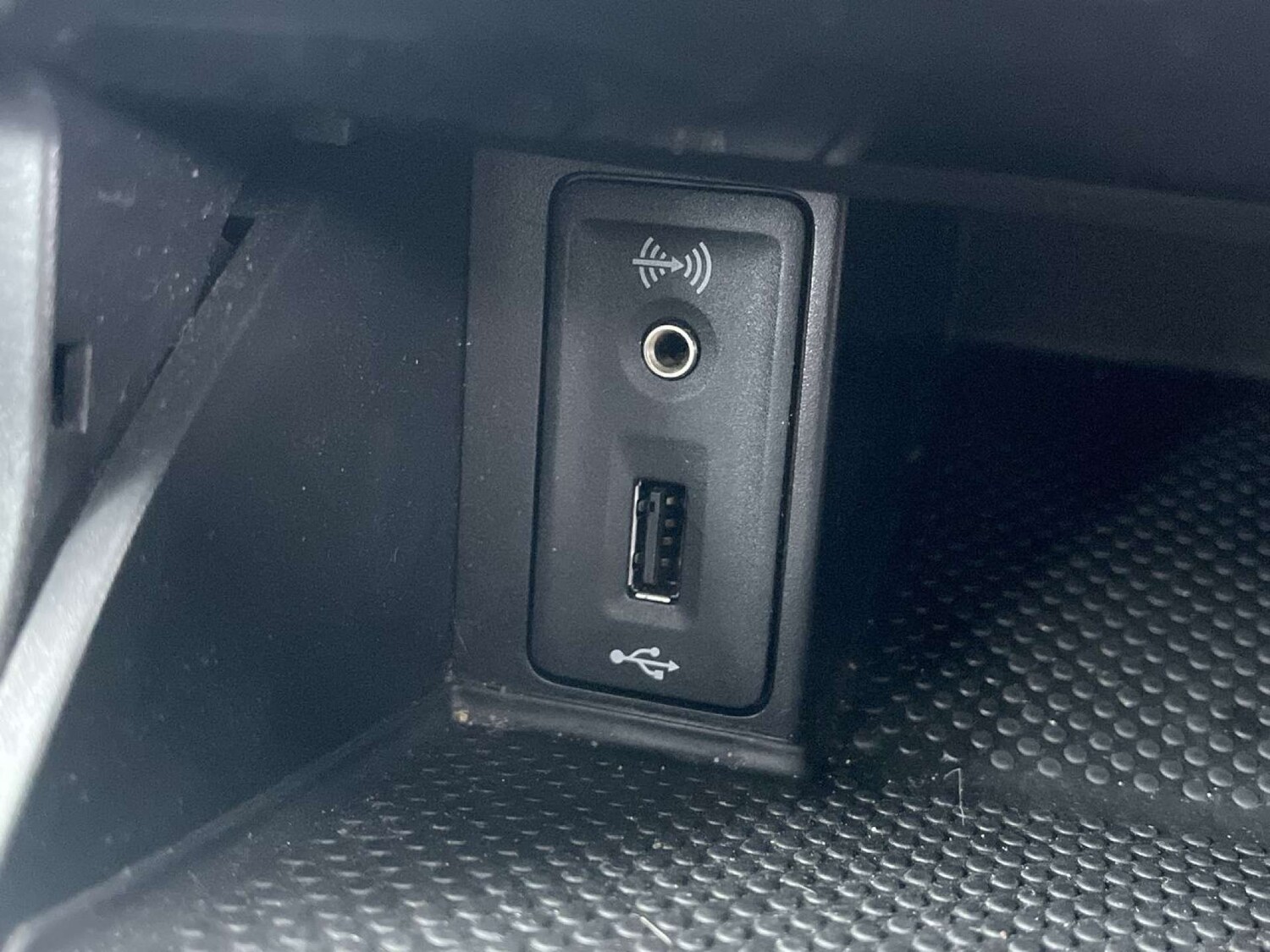 Used Volkswagen Golf 2018 for sale - 76602142: Photo 46