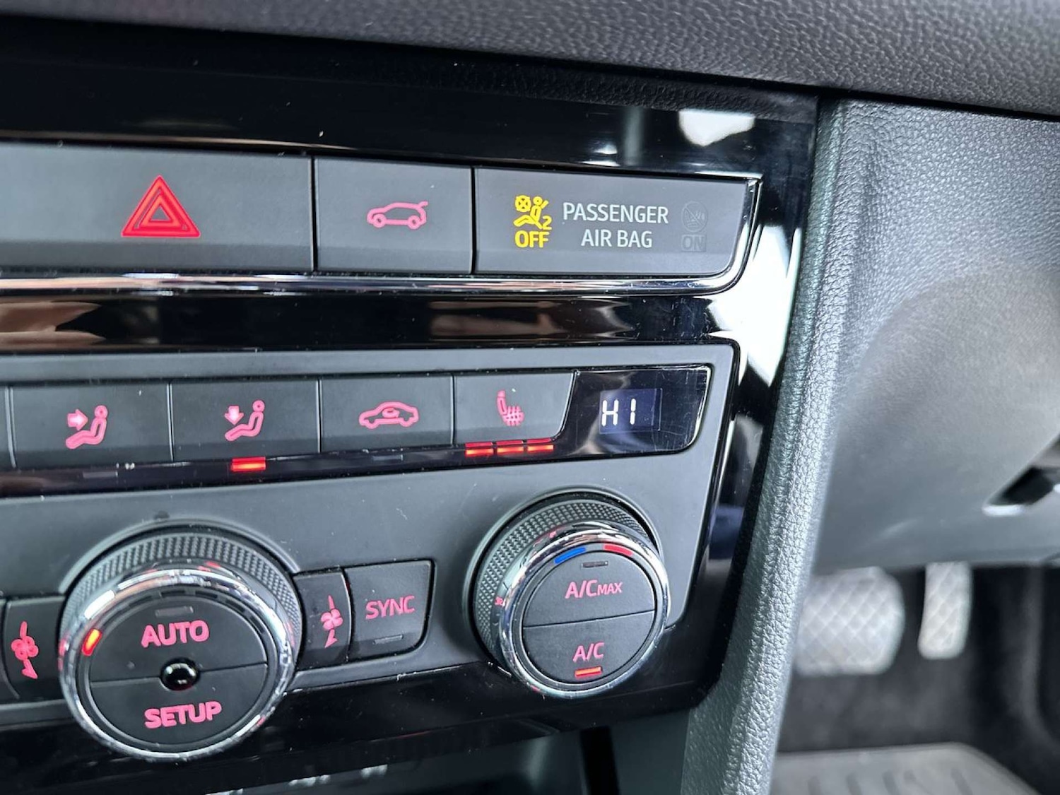 Used SEAT Ateca 2017 for sale - 77434670: Photo 56