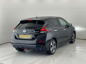 Used Nissan Leaf 2020 for sale - 77355548: Photo