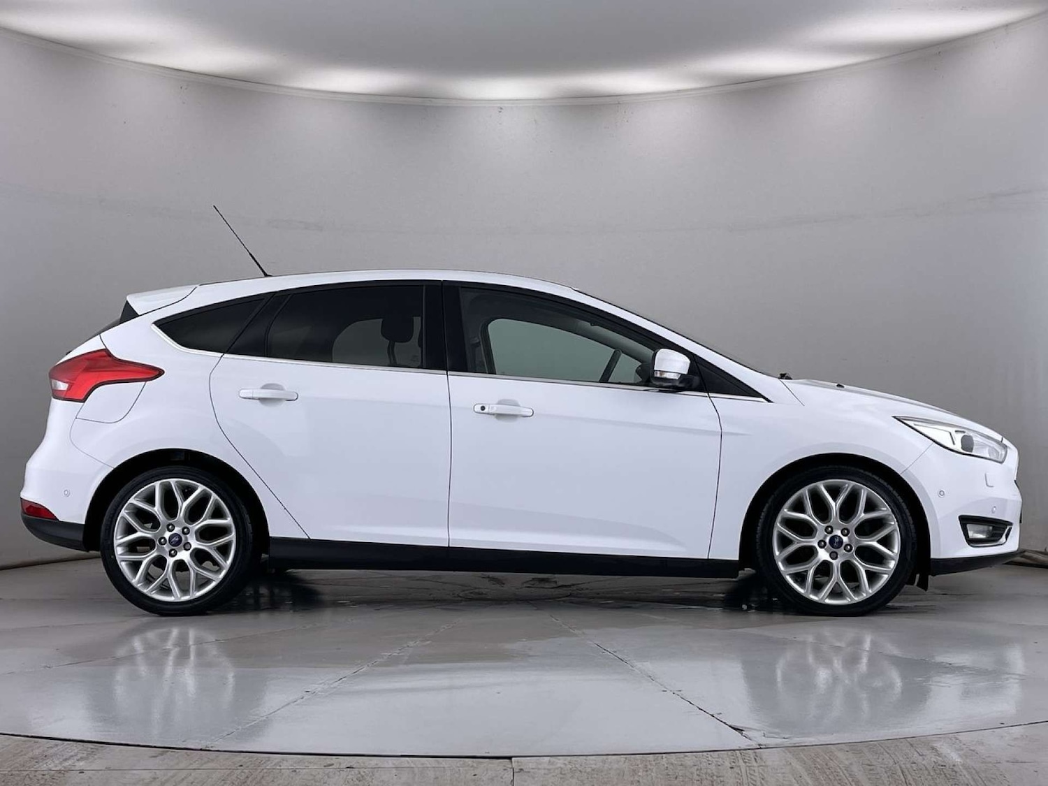Used Ford Focus 2016 for sale - 76481393: Photo 15