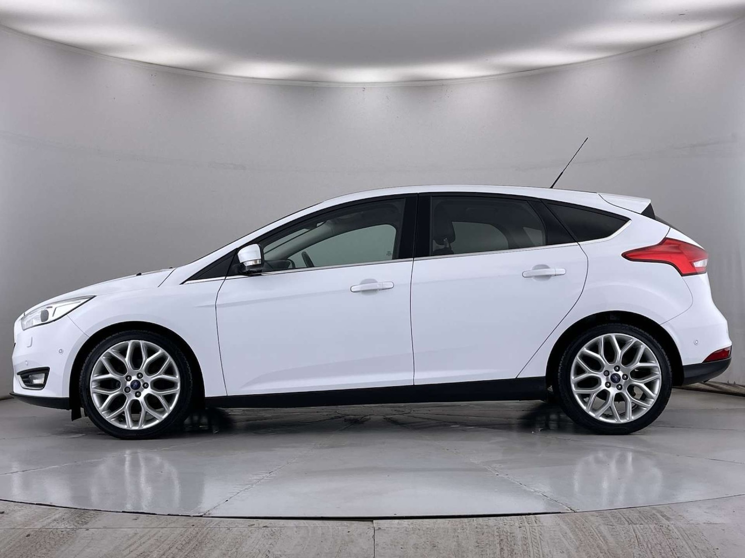 Used Ford Focus 2016 for sale - 76481393: Photo 16