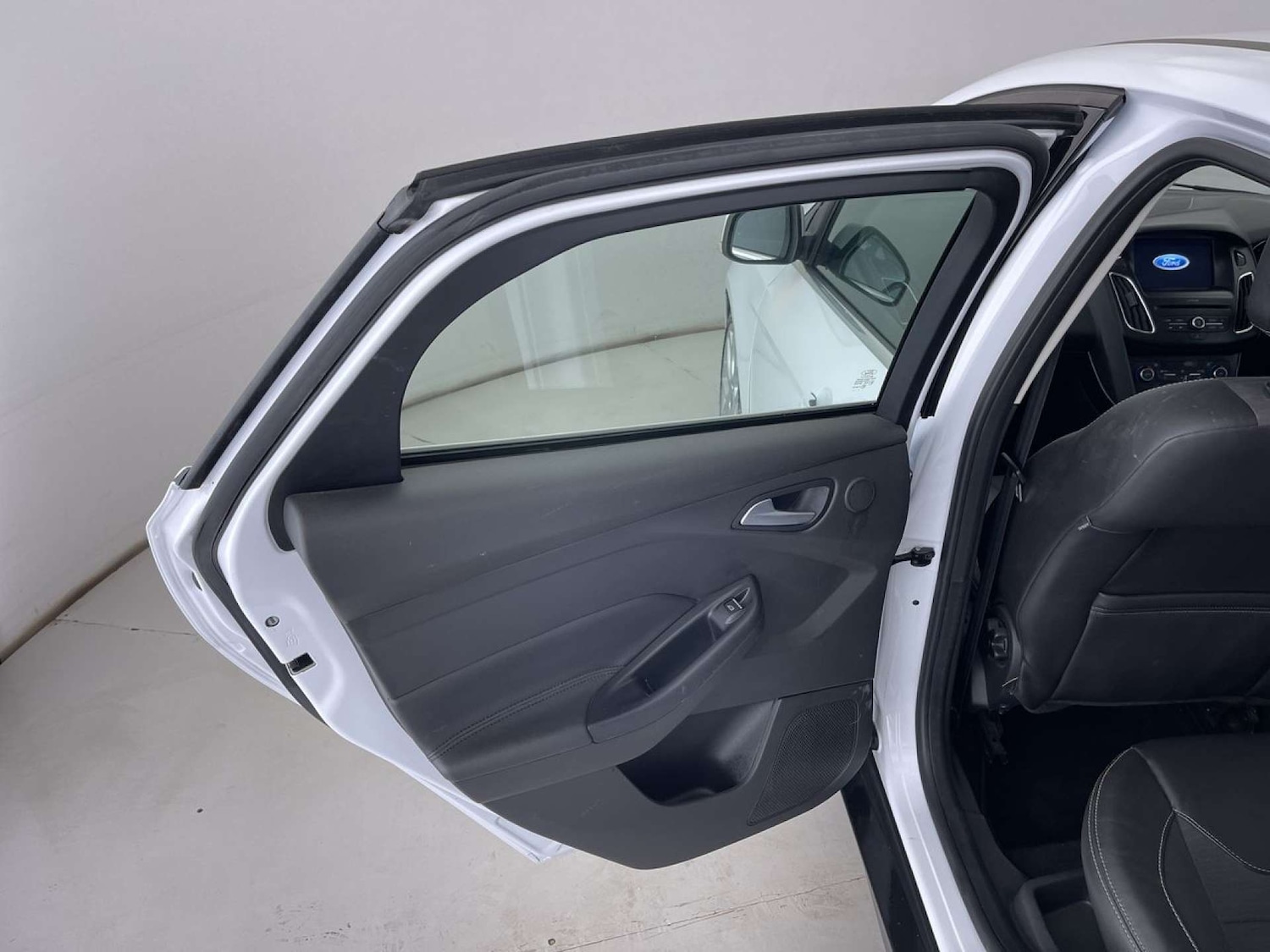 Used Ford Focus 2016 for sale - 76481393: Photo 28