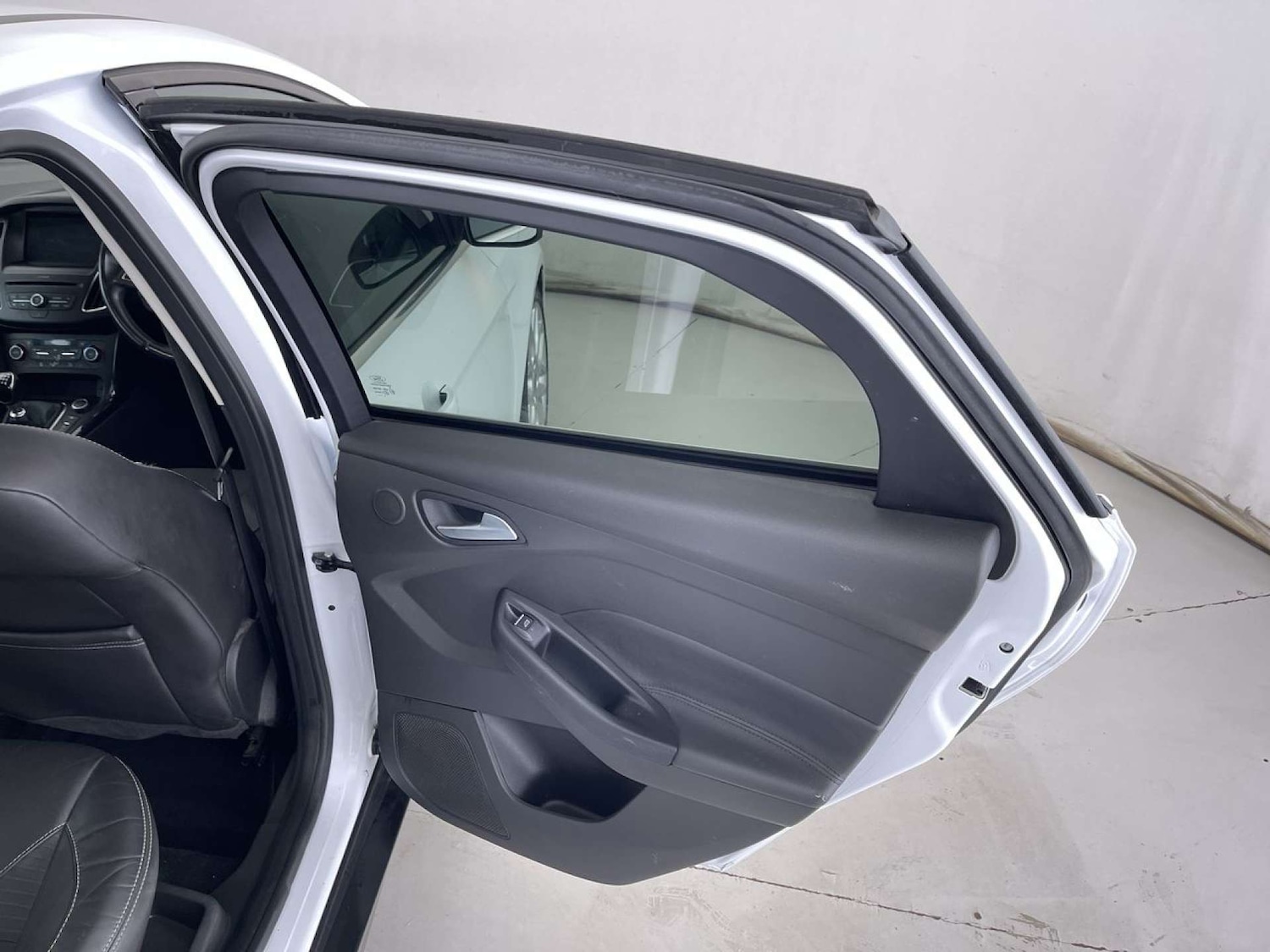 Used Ford Focus 2016 for sale - 76481393: Photo 30