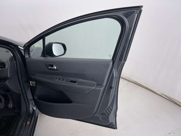 Used Peugeot 3008 2015 for sale - 76182681: Photo 29