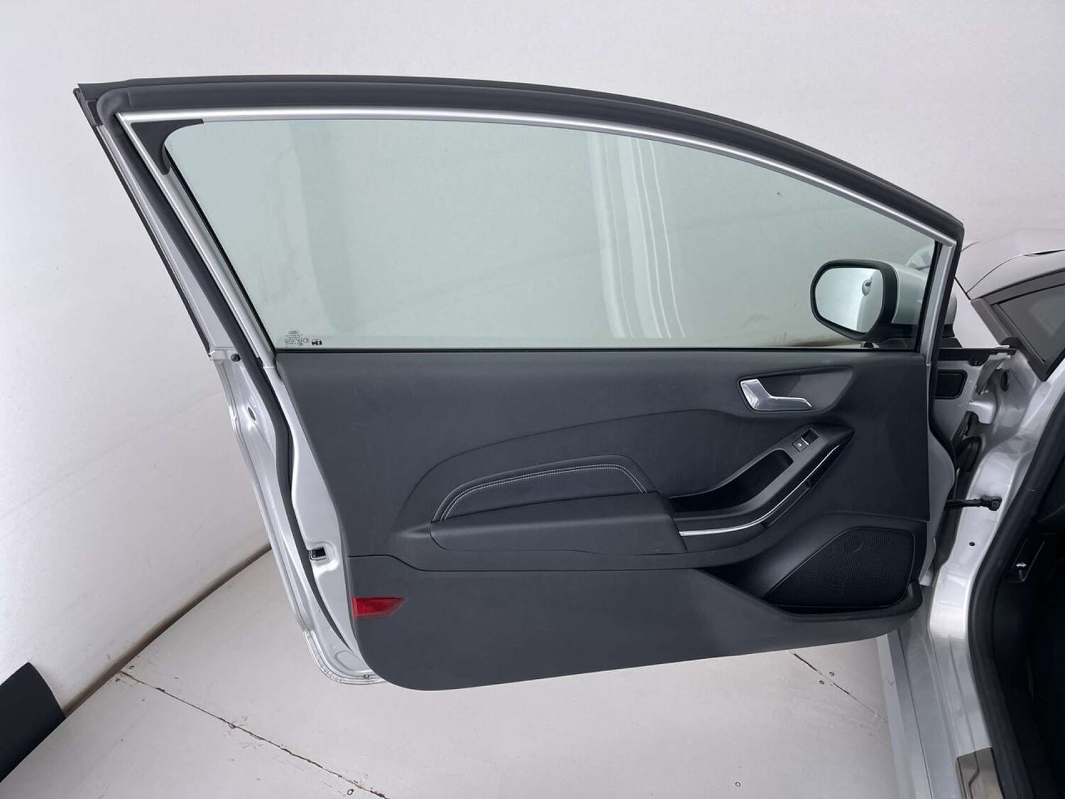 Used Ford Fiesta 2018 for sale - 76509335: Photo 27