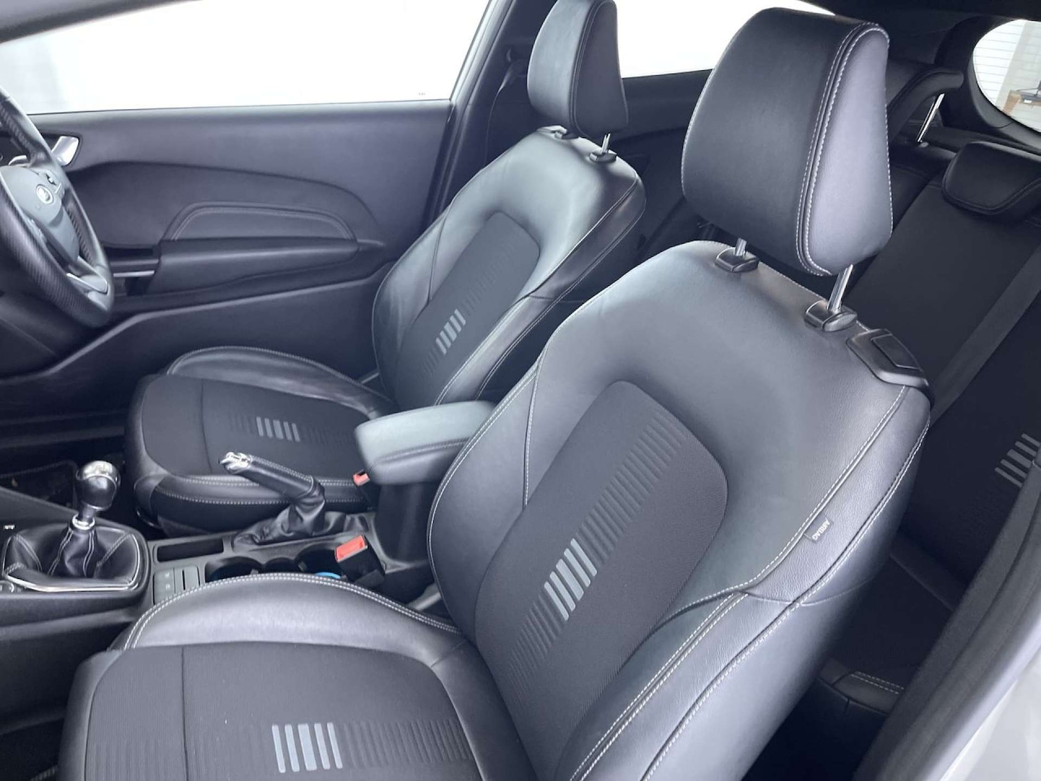 Used Ford Fiesta 2018 for sale - 76509335: Photo 29