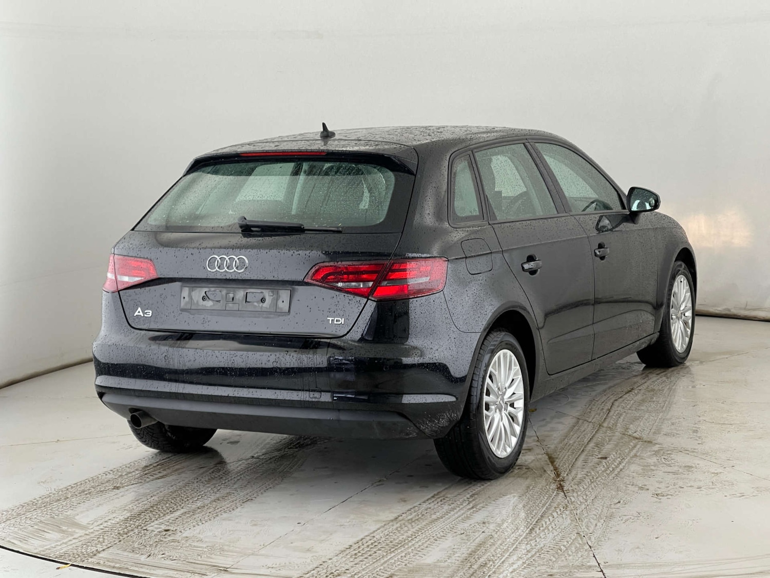 Used Audi A3 2015 for sale - 76352646: Photo 4