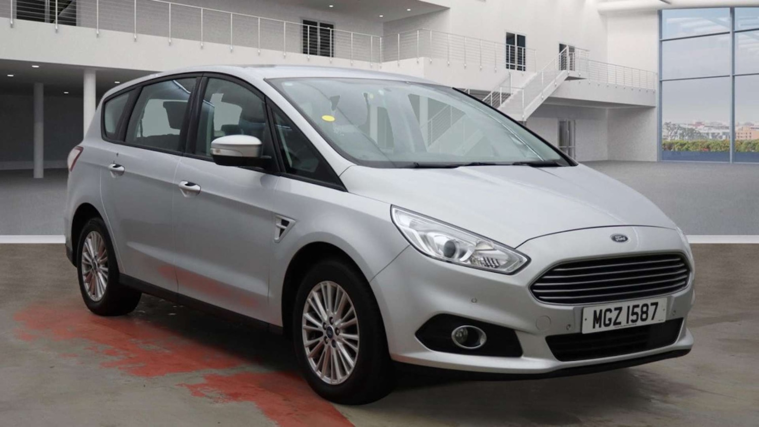 Used Ford S-Max 2019 for sale - 77326131: Photo 1