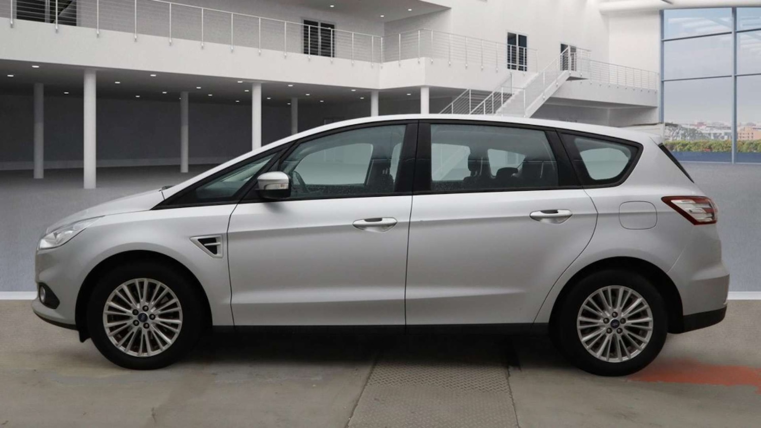 Used Ford S-Max 2019 for sale - 77326131: Photo 6