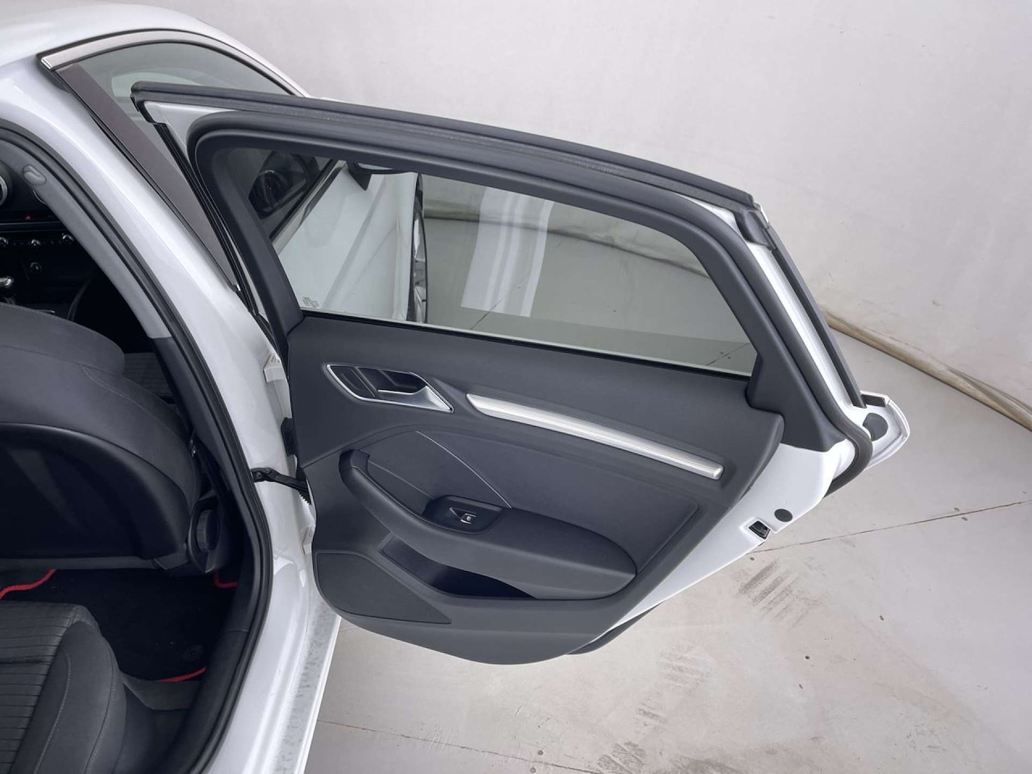 Used Audi A3 2017 for sale - 76127593: Photo 30