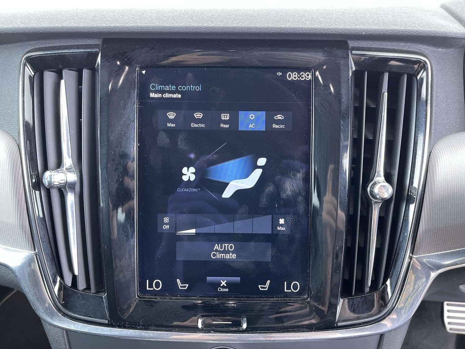 Used Volvo V90 2017 for sale - 75958214: Photo 45