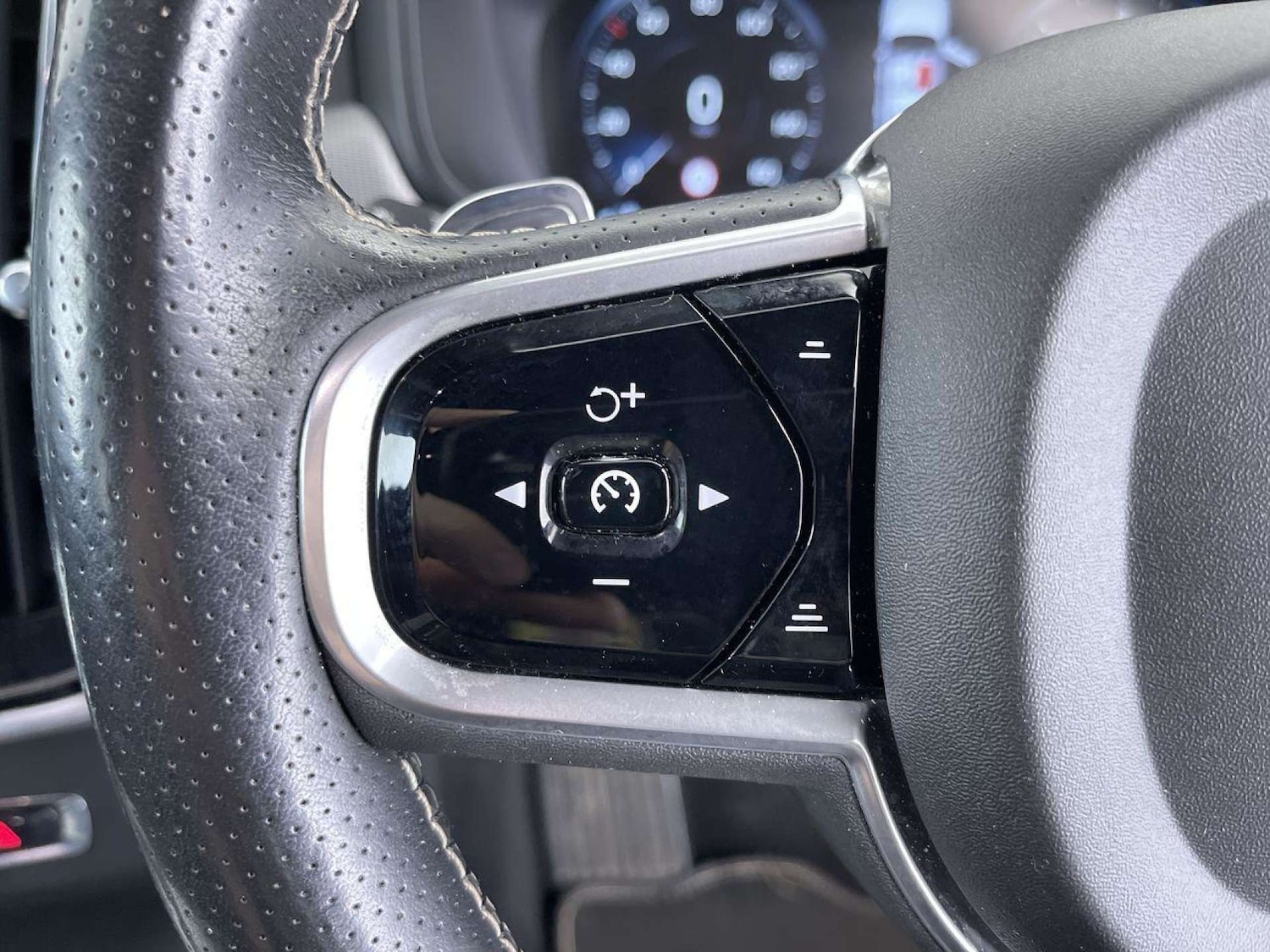 Used Volvo V90 2017 for sale - 75958214: Photo 52