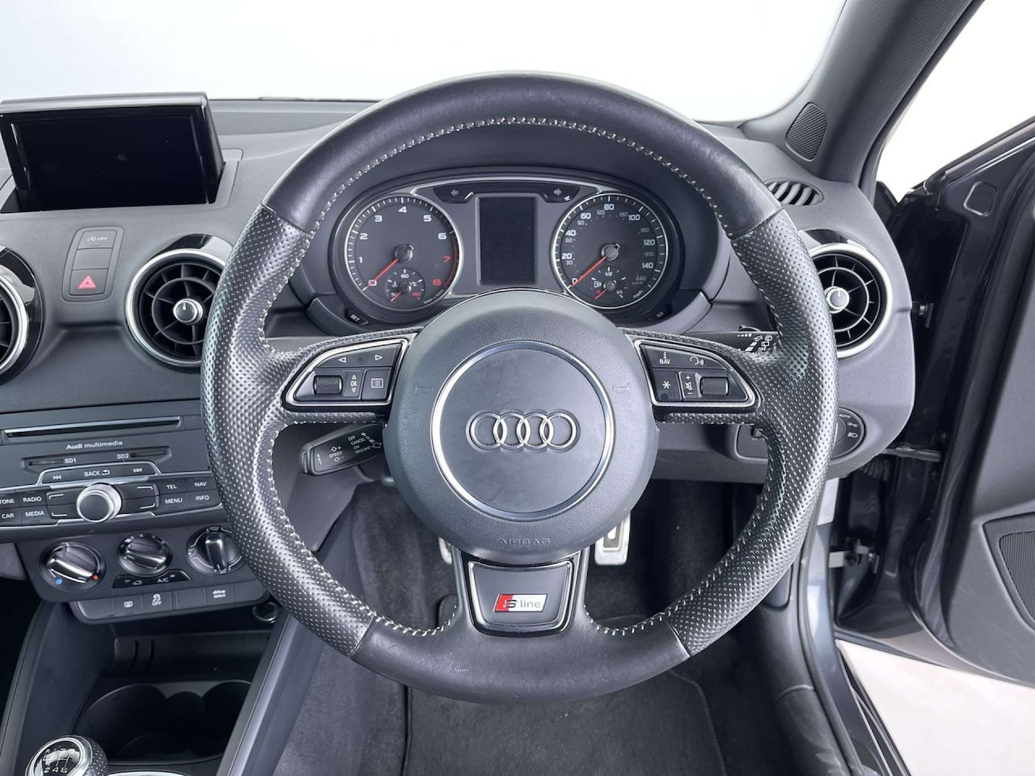 Used Audi A1 2015 for sale - 77271553: Photo 34