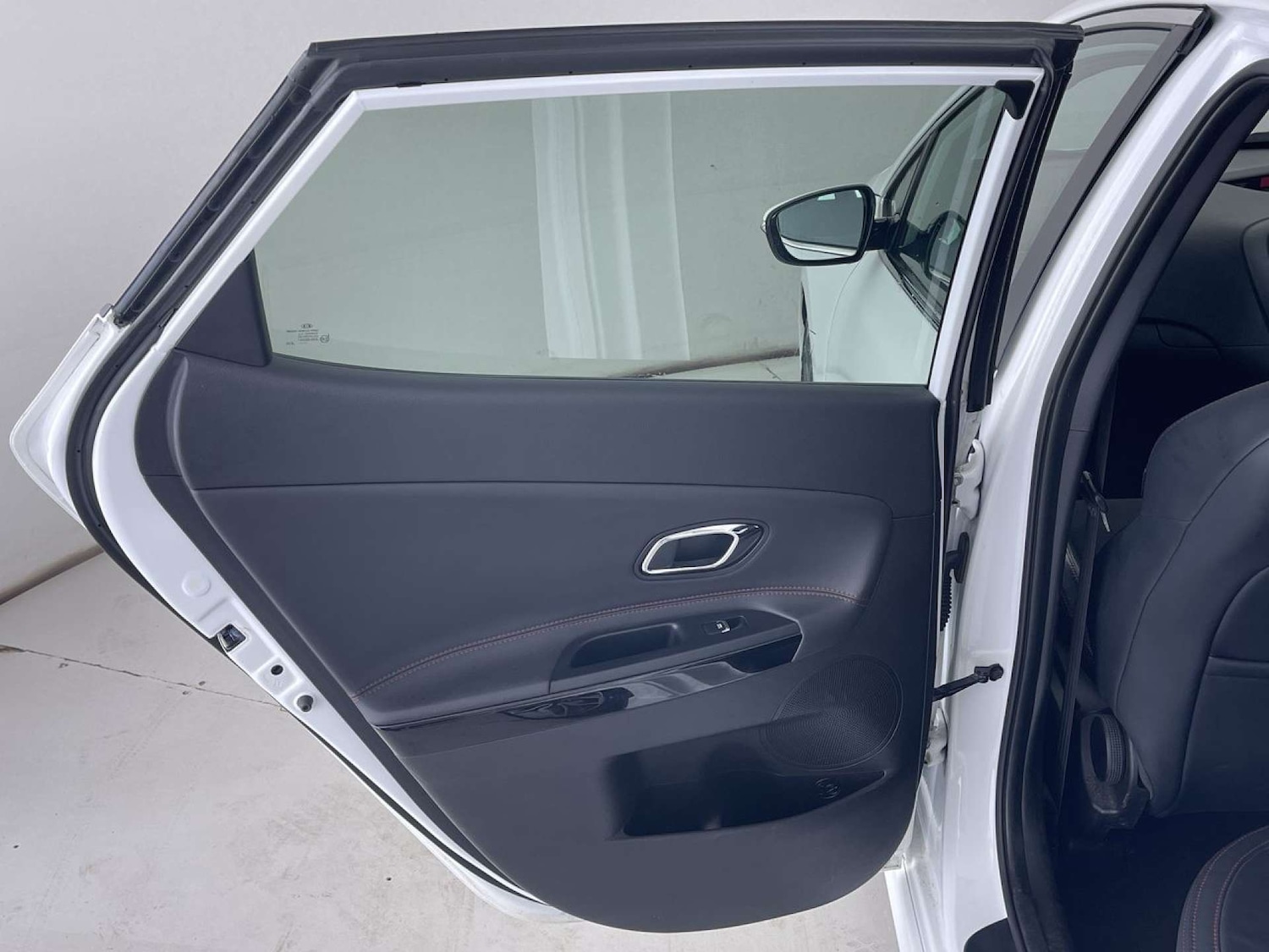 Used Kia Ceed 2018 for sale - 76558367: Photo 27