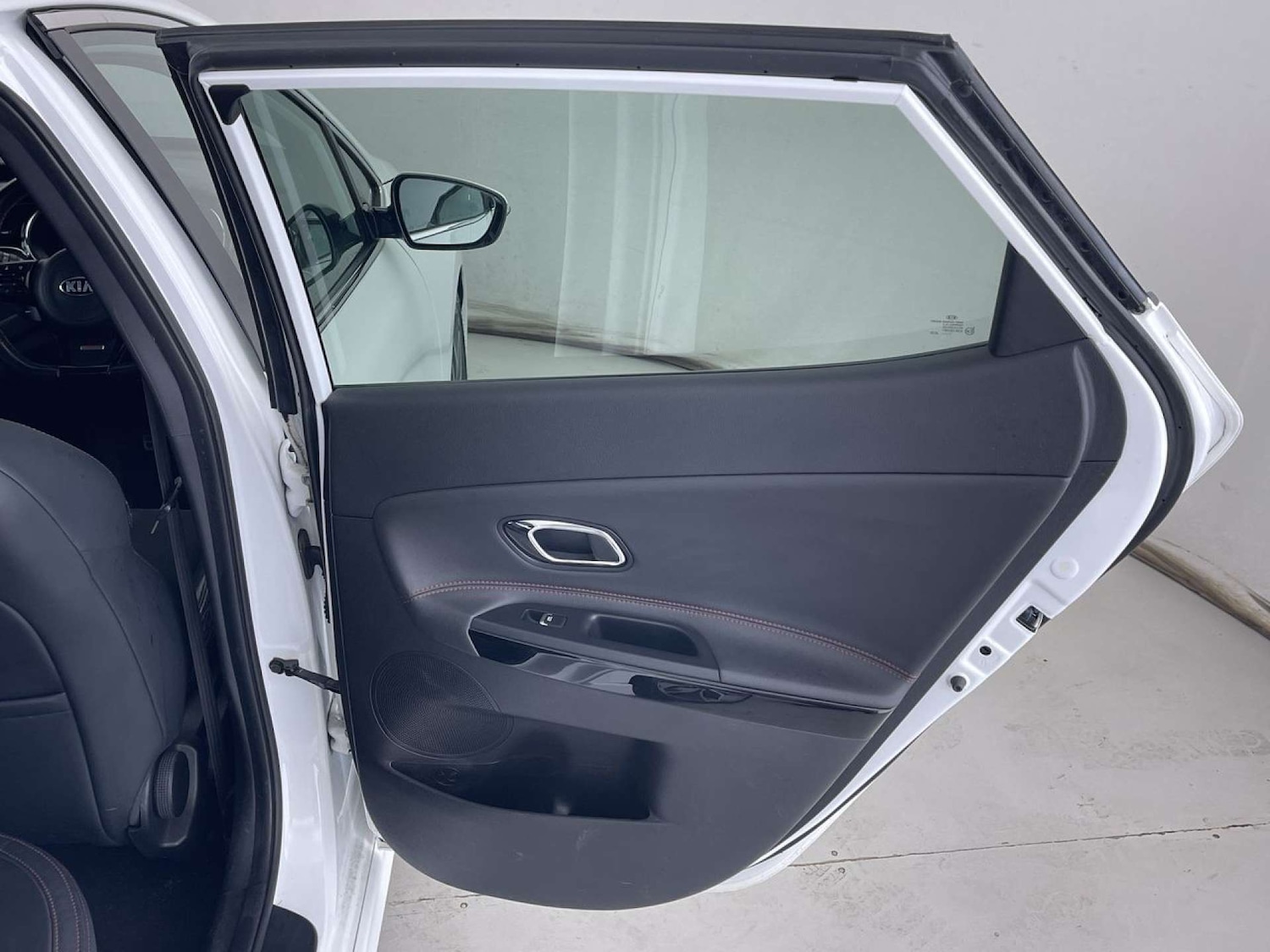 Used Kia Ceed 2018 for sale - 76558367: Photo 29