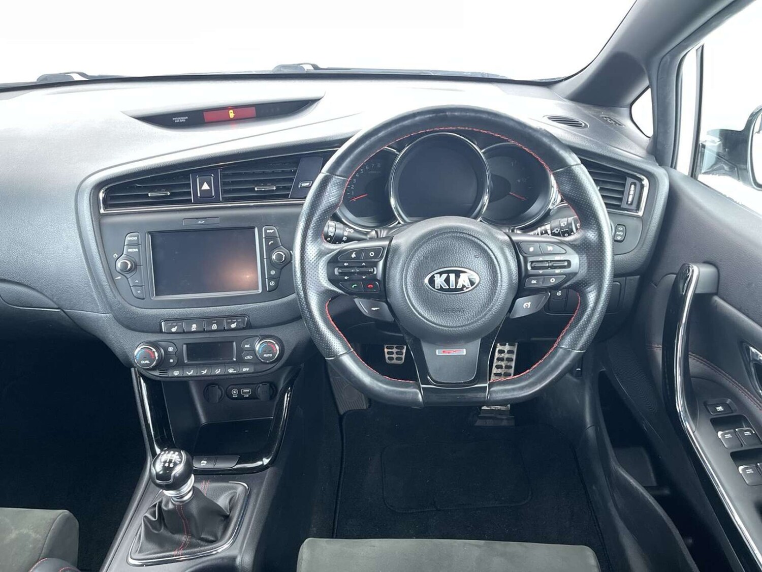 Used Kia Ceed 2018 for sale - 76558367: Photo 34