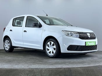 Used Dacia Sandero 2017 for sale - 79638491: Photo