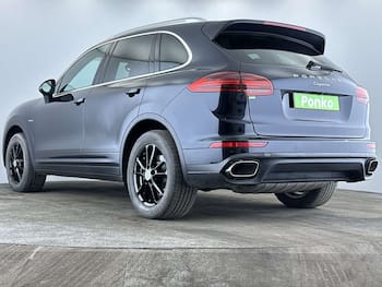 Used Porsche Cayenne 2015 for sale - 79689956: Photo