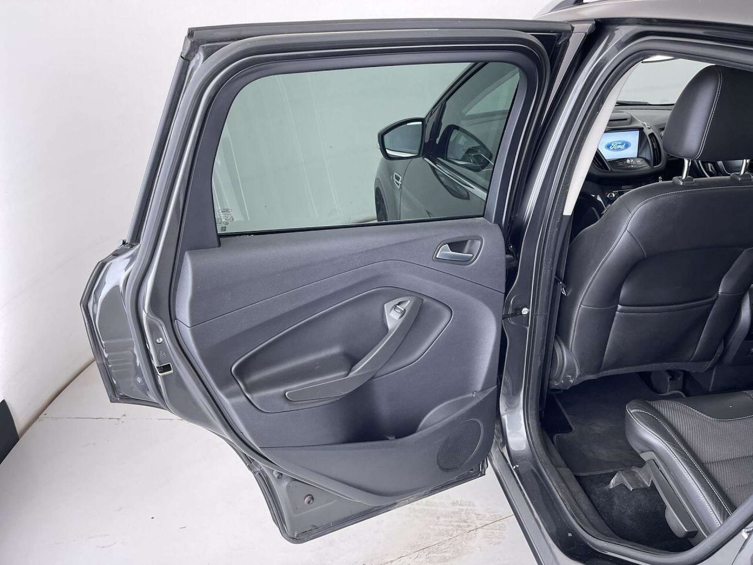 Vehicle 28