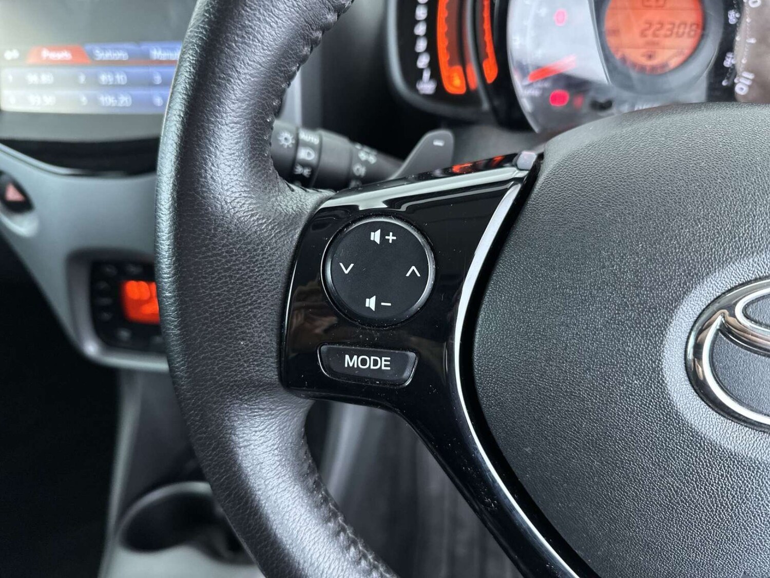 Used Toyota AYGO 2018 for sale - 77469836: Photo 48