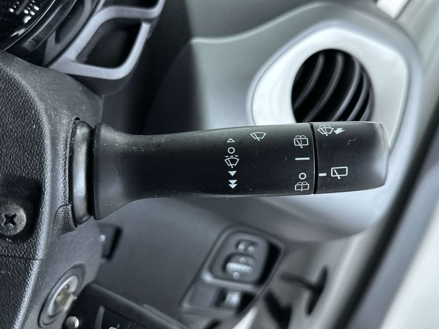 Used Toyota AYGO 2018 for sale - 77469836: Photo 51