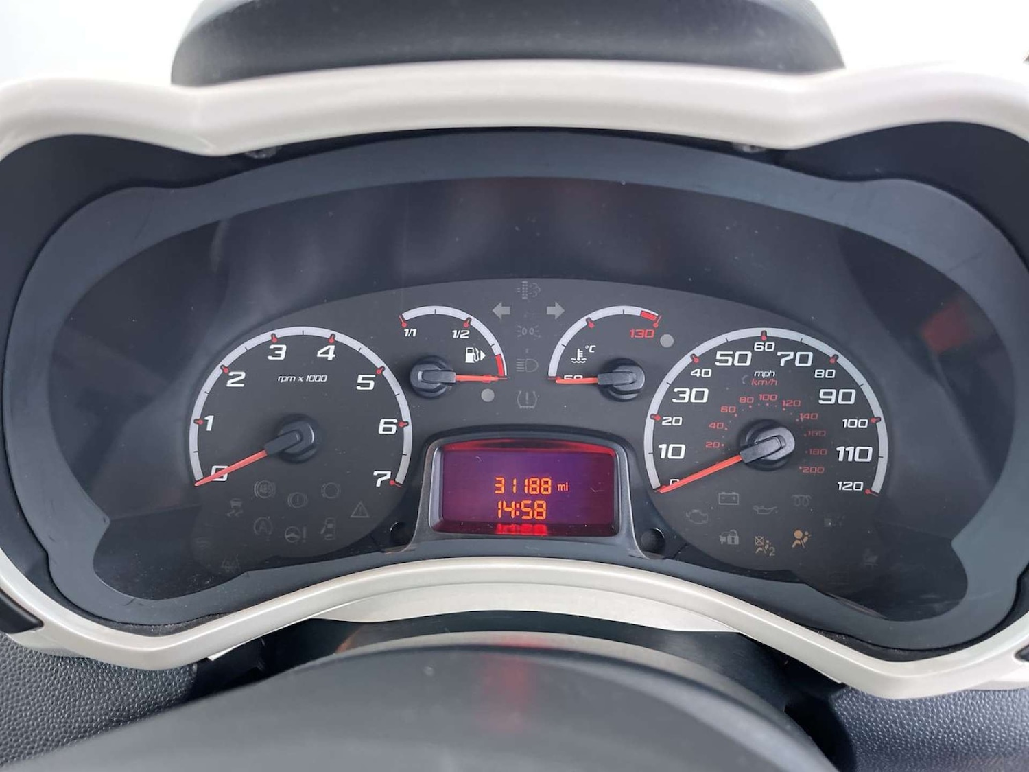 Used Ford Ka 2015 for sale - 76542290: Photo 37