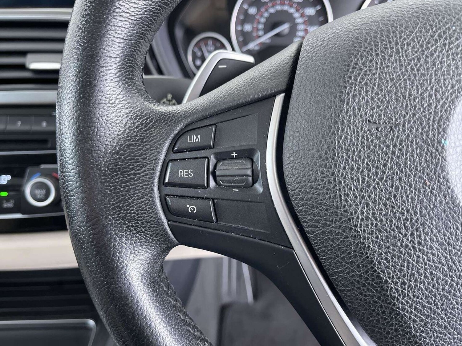 Used BMW 3 Series 2016 for sale - 76650417: Photo 52