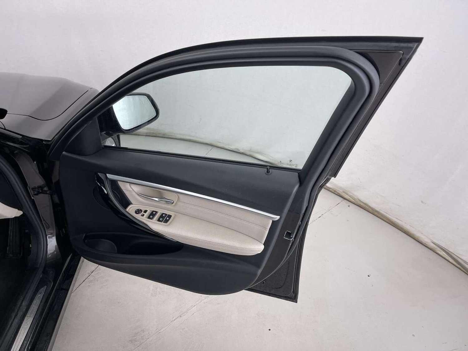 Used BMW 3 Series 2016 for sale - 76650417: Photo 87