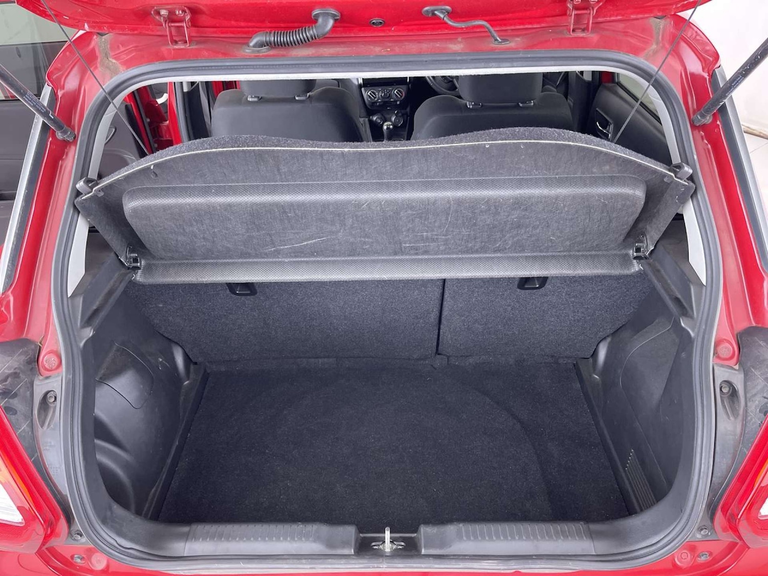 Used Suzuki Swift 2019 for sale - 76919159: Photo 10