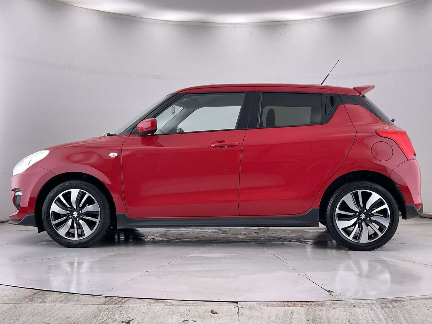 Used Suzuki Swift 2019 for sale - 76919159: Photo 16