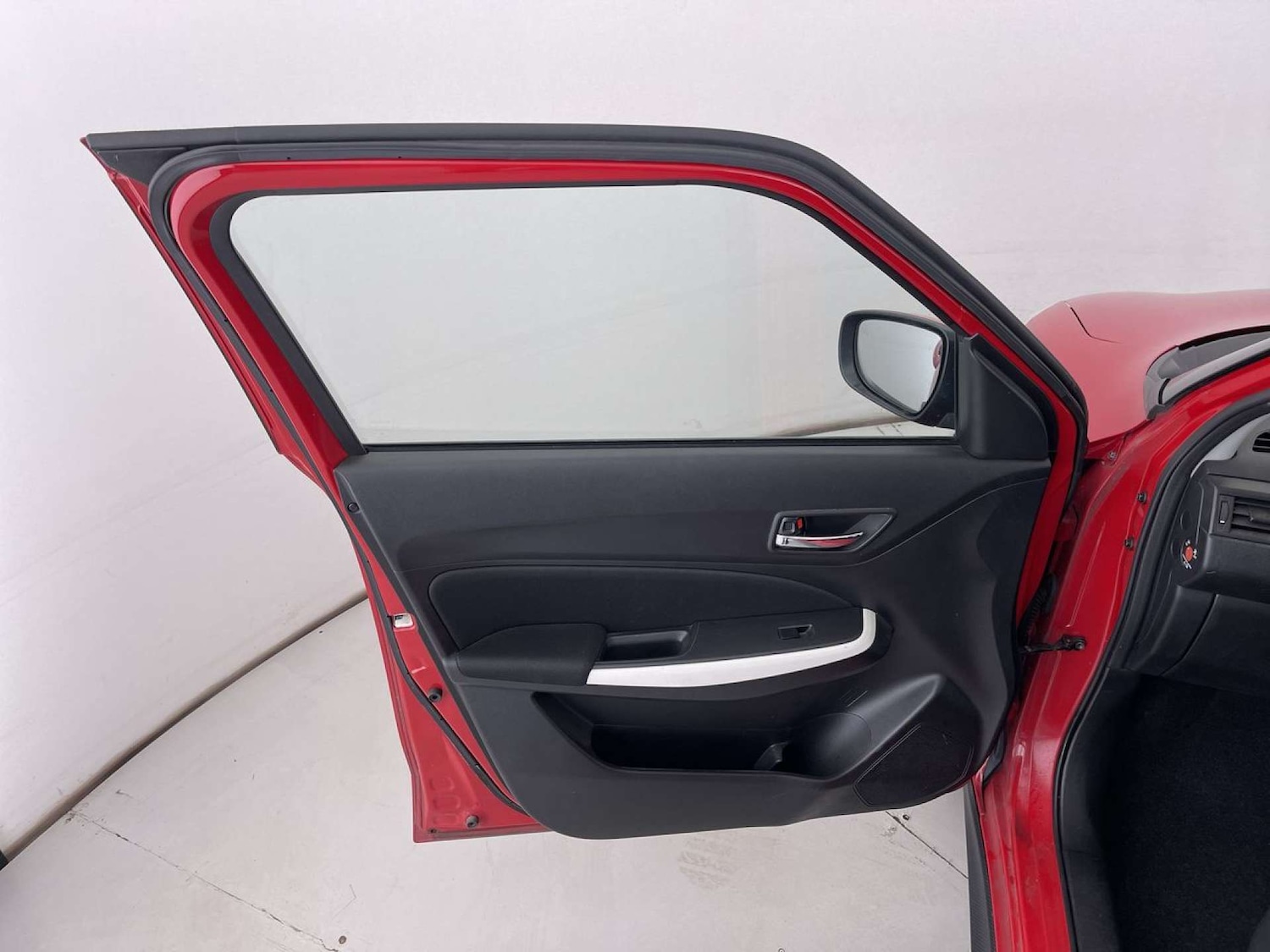 Used Suzuki Swift 2019 for sale - 76919159: Photo 27