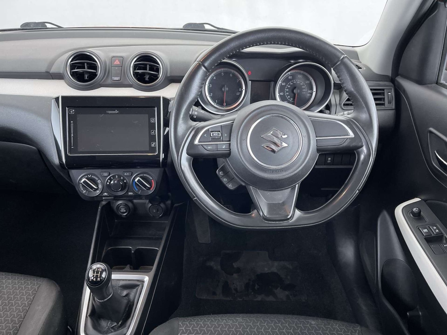 Used Suzuki Swift 2019 for sale - 76919159: Photo 35