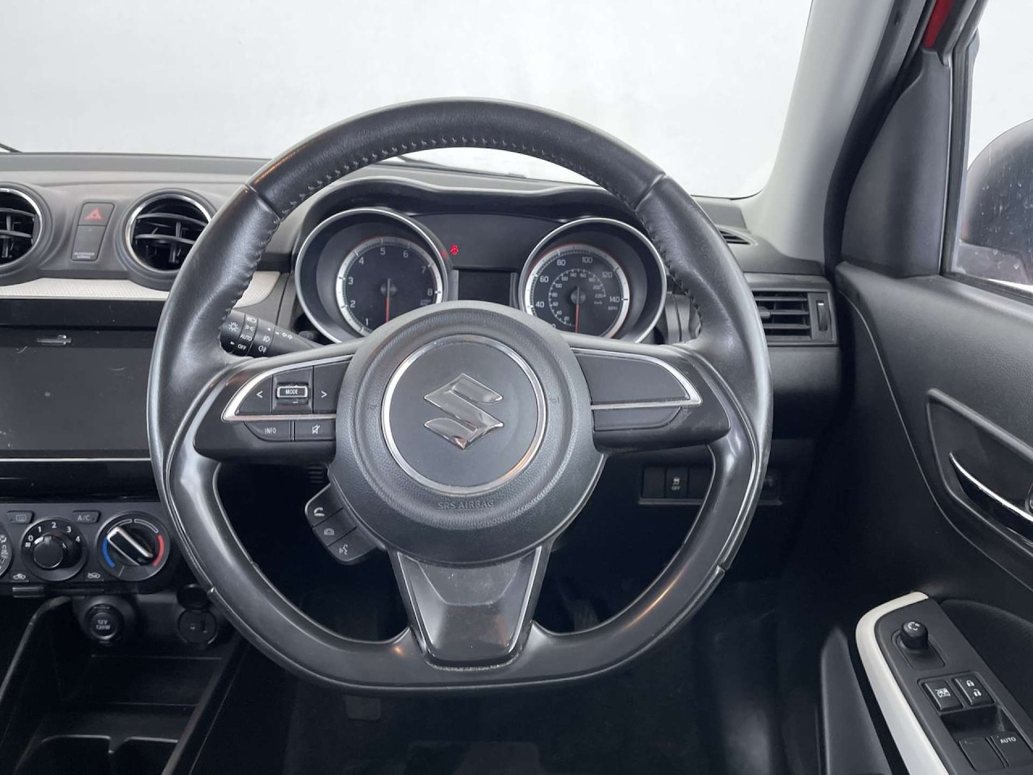 Used Suzuki Swift 2019 for sale - 76919159: Photo 36